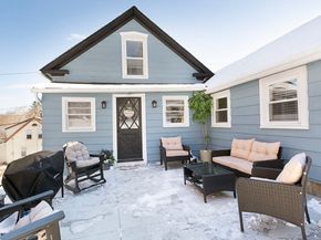 8 Mumford Rd, Sutton MA 01590