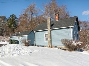8 Mumford Rd, Sutton MA 01590