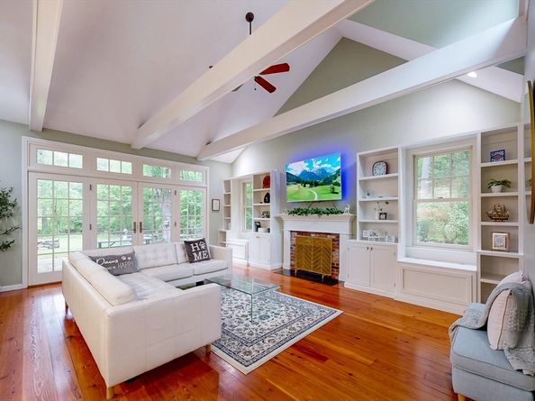 79 Charter Rd, Acton MA 01720