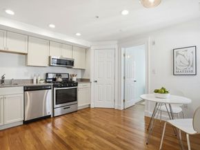 172-174 Auburn Street 3, Cambridge MA 02139