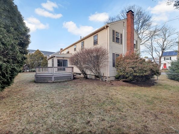 52 California Ave, Milton MA 02186