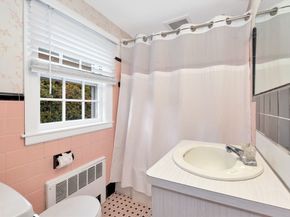 52 California Ave, Milton MA 02186