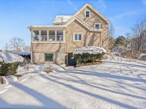 3 Horton Pl, Milton MA 02186