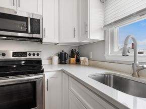 162 Willow Rd 11, Nahant MA 01908