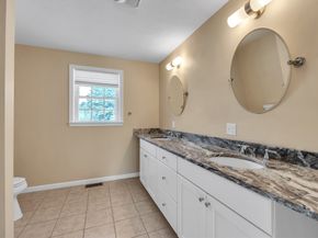 49 Chisholm Trail, Lancaster MA 01523