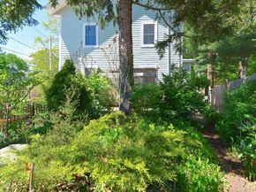 3 Forest St 3, Newton MA 02461