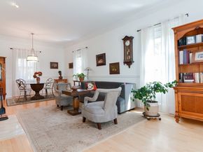 3 Forest St 3, Newton MA 02461