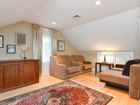 3 Forest St 3, Newton MA 02461