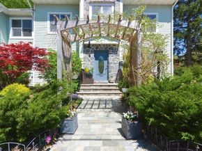 3 Forest St 3, Newton MA 02461