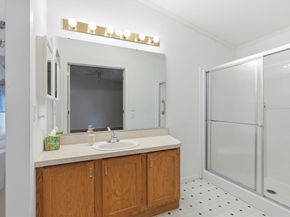 8 Heather Ln, Carver MA 02330