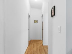 8 Heather Ln, Carver MA 02330