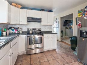 124 Eleventh Street, Leominster MA 01453