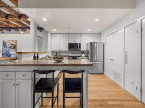 33 Sleeper St 104, Boston MA 02210