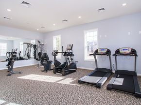 320 Martins Landing Way 404, North Reading MA 01864