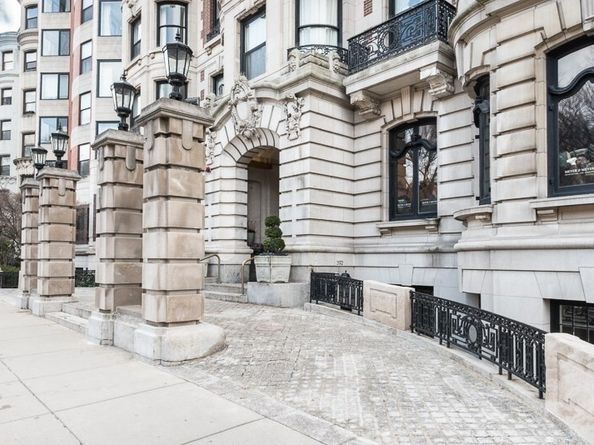 390 Commonwealth Ave 210, Boston MA 02215