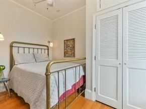 7 Hereford 8, Boston MA 02115