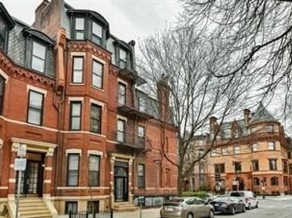 7 Hereford 8, Boston MA 02115