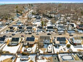 43 W Sigourney St, Lynn MA 01905