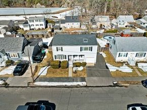43 W Sigourney St, Lynn MA 01905