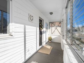 27 Dresser St, Webster MA 01570