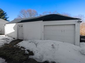 27 Dresser St, Webster MA 01570