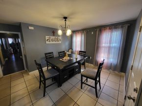 809 Warren Ave, Brockton MA 02301