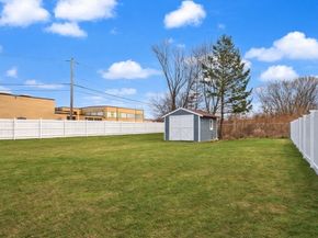 134 Oak St, Brockton MA 02301