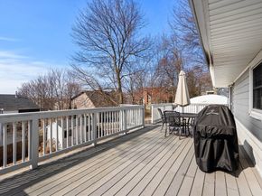 10 Lodge Rd, Nahant MA 01908
