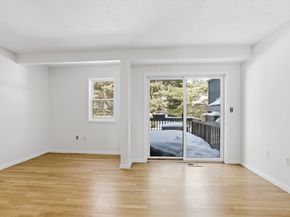 3 Stillwell Dr 10B, Salem MA 01970