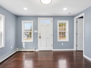 26 Buttrick Ave, Fitchburg MA 01420