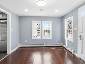 26 Buttrick Ave, Fitchburg MA 01420