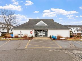 360 Littleton Road D8, Chelmsford MA 01824