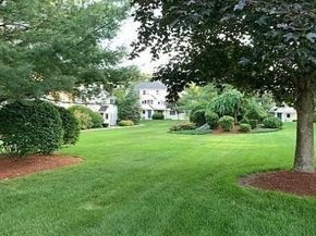 360 Littleton Road D8, Chelmsford MA 01824