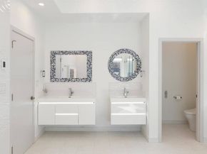 82 Sharpe Rd, Newton MA 02459