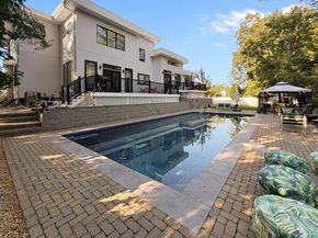 82 Sharpe Rd, Newton MA 02459