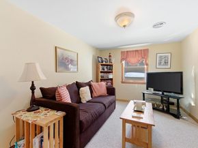 43 Woodside Ln, Arlington MA 02474