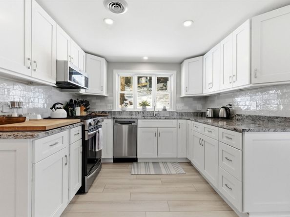 43 Woodside Ln, Arlington MA 02474