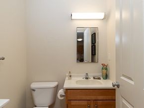 24 Cobblestone Ln 603, Gloucester MA 01930