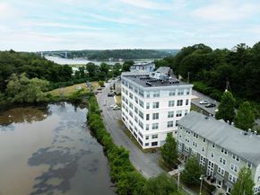 24 Cobblestone Ln 603, Gloucester MA 01930