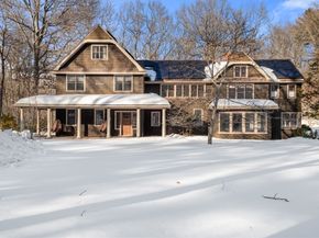 2 Spingler Dr, Hamilton MA 01982