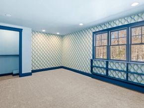 2 Spingler Dr, Hamilton MA 01982