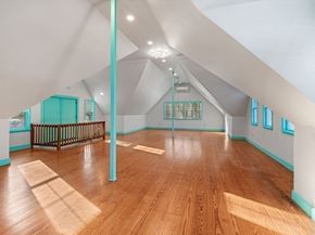 2 Spingler Dr, Hamilton MA 01982