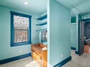 2 Spingler Dr, Hamilton MA 01982