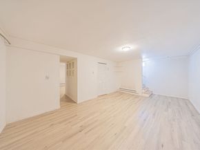 4 Rowe Ct 4, Boston MA 02131