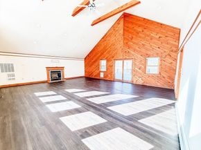 6 Laurelwood Dr, Oxford MA 01537