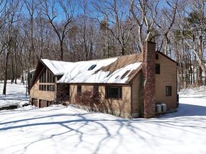 6 Laurelwood Dr, Oxford MA 01537