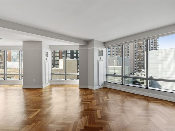 1 Avery 14A, Boston MA 02111