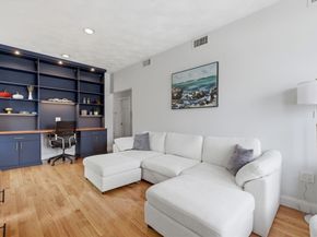 587 E 4th St 3, Boston MA 02127