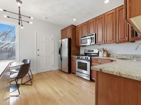 587 E 4th St 3, Boston MA 02127