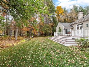 2 Duston Ln, Acton MA 01720